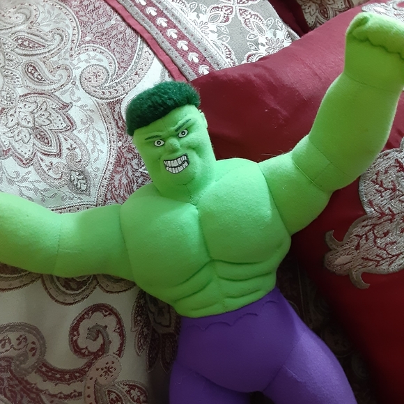 Incredible Hulk action stuffed figure bear - Picture 4 of 11
